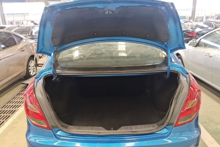 Used GAC Trumpchi GA3S Vision 2014 1.6L Automatic Luxury ESP Version Trunk