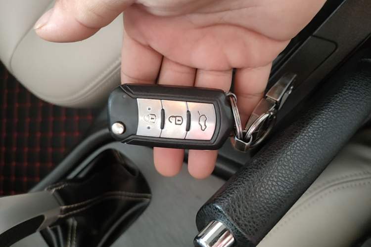 Used GAC Trumpchi GA3S Vision 2014 1.6L Manual Elite ESP Version Vehicle Key