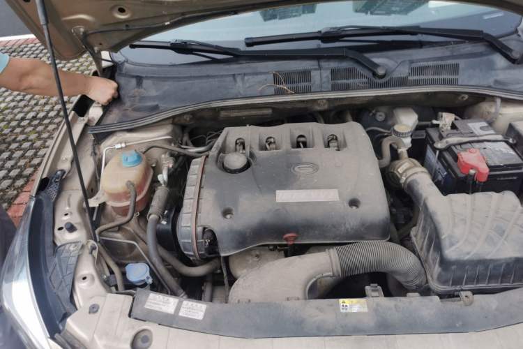 Used GAC Trumpchi GA3S Vision 2014 1.6L Manual Elite Edition Engine Bay Right