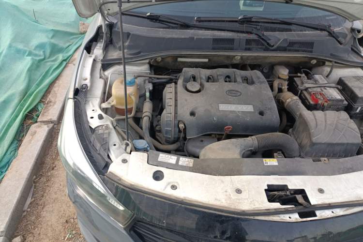 Used GAC Trumpchi GA3S Vision 2014 1.6L Manual Elite Edition Engine Bay Right