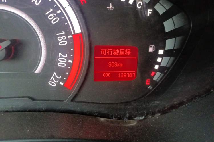 Used GAC Trumpchi GA3S Vision 2014 1.6L Manual Elite Edition Odometer Close Up