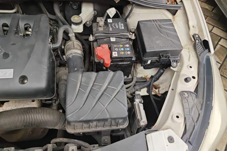 Used GAC Trumpchi GA3S Vision 2014 1.6L Automatic Elite ESP Version Engine Bay Left