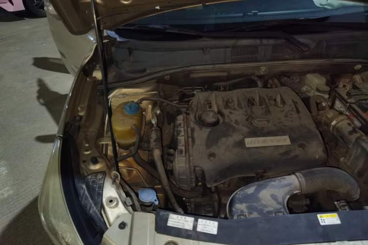 Used GAC Trumpchi GA3S Vision 2014 1.6L Automatic Elite ESP Version Engine Bay Right