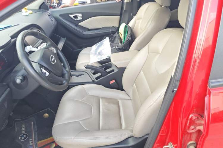 Used GAC Trumpchi GA3S Vision 2014 1.6L Automatic Luxury ESP Version Left Front Seat