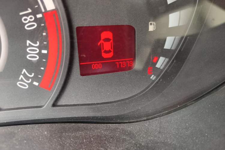 Used GAC Trumpchi GA3S Vision 2014 1.6L Manual Elite Edition Odometer Close Up