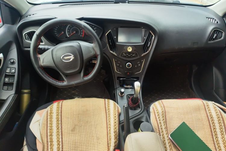 Used GAC Trumpchi GA3S Vision 2014 1.6L Manual Elite Edition Center Console