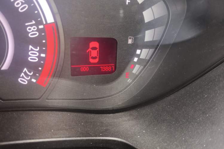 Used GAC Trumpchi GA3S Vision 2014 1.6L Manual Luxury Edition Odometer Close Up