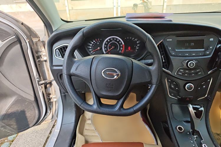 Used GAC Trumpchi GA3S Vision 2014 1.6L Automatic Elite ESP Version Steering Wheel