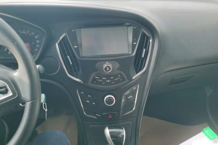 Used GAC Trumpchi GA3S Vision 2014 1.6L Automatic Luxury ESP Version
