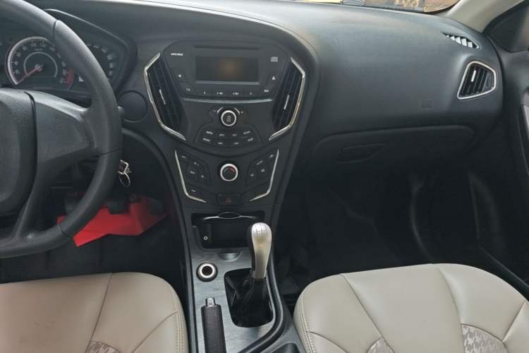 Used GAC Trumpchi GA3S Vision 2014 1.6L Manual Elite Edition Audio And AC Panel