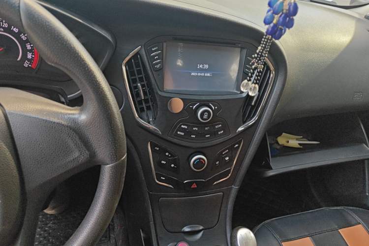 Used GAC Trumpchi GA3S Vision 2014 1.6L Manual Elite Edition Audio And AC Panel