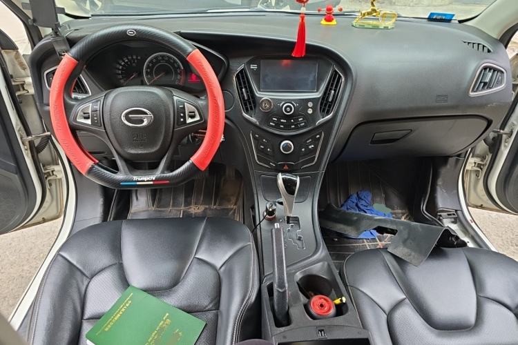 Used GAC Trumpchi GA3S Vision 2014 1.6L Automatic Luxury ESP Version Center Console