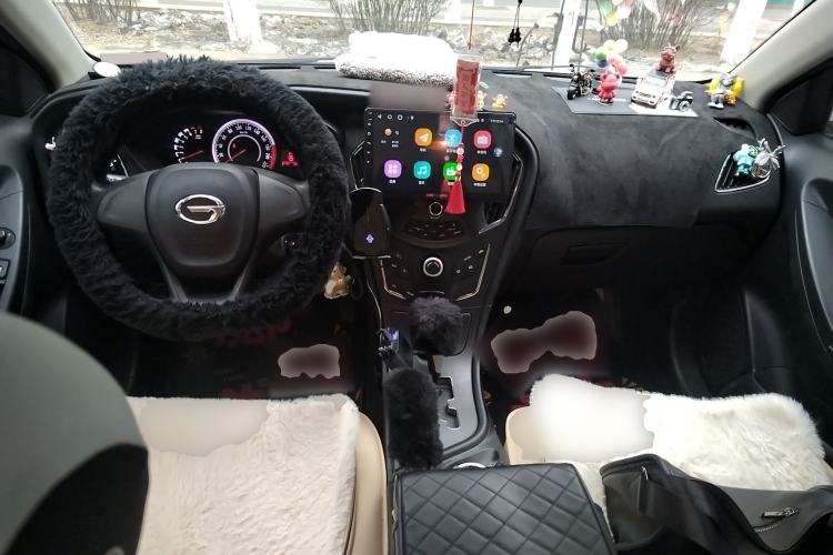 Used GAC Trumpchi GA3S Vision 2014 1.6L Automatic Elite ESP Version Center Console