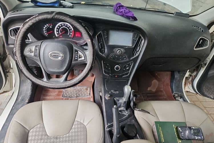 Used GAC Trumpchi GA3S Vision 2014 1.6L Manual Luxury Edition Center Console