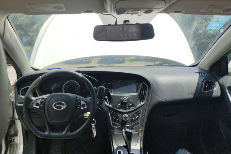 Used GAC Trumpchi GA3S Vision 2014 1.6L Automatic Luxury ESP Version Center Console