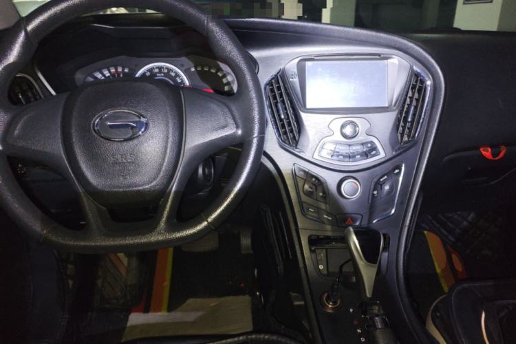 Used GAC Trumpchi GA3S Vision 2014 1.6L Automatic Elite ESP Version Center Console