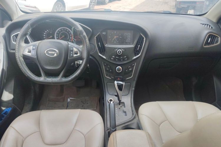 Used GAC Trumpchi GA3S Vision 2014 1.6L Automatic Luxury ESP Version Center Console
