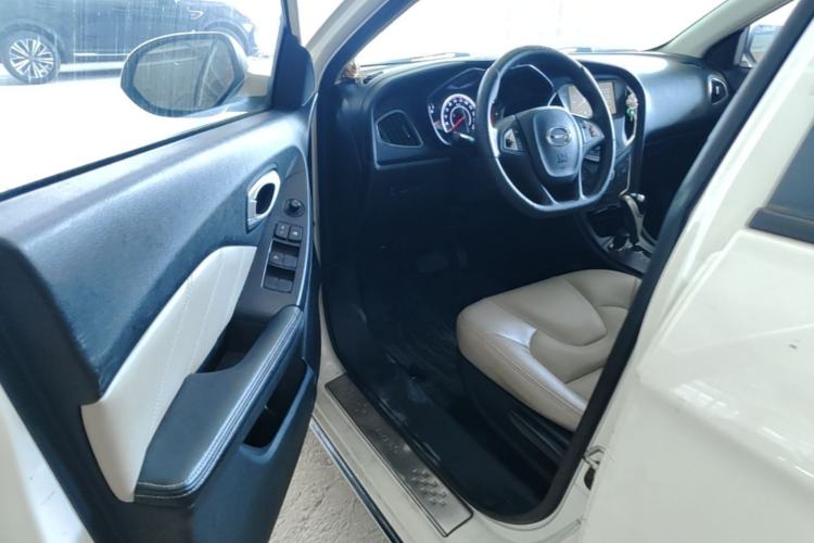 Used GAC Trumpchi GA3S Vision 2014 1.6L Automatic Luxury ESP Version Driver Seat