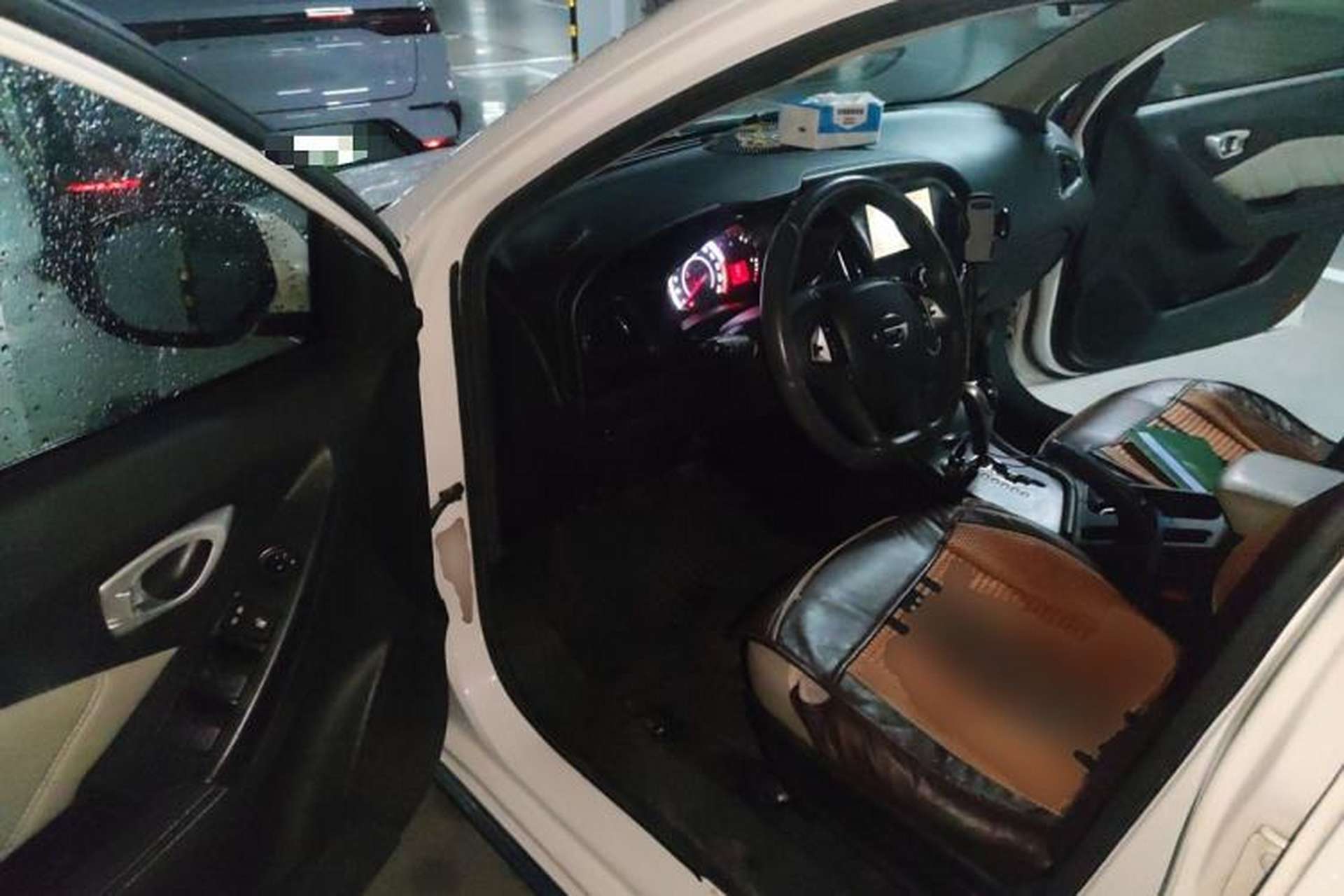 Used GAC Trumpchi GA3S Vision 2014 1.6L Automatic Luxury ESP Version Driver Seat