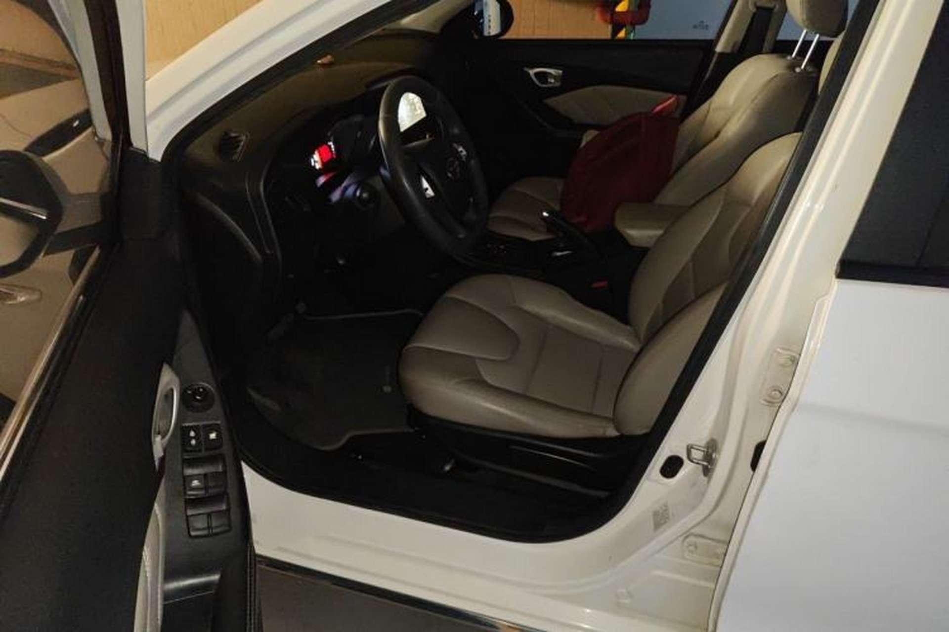 Used GAC Trumpchi GA3S Vision 2014 1.6L Automatic Luxury ESP Version Driver Seat