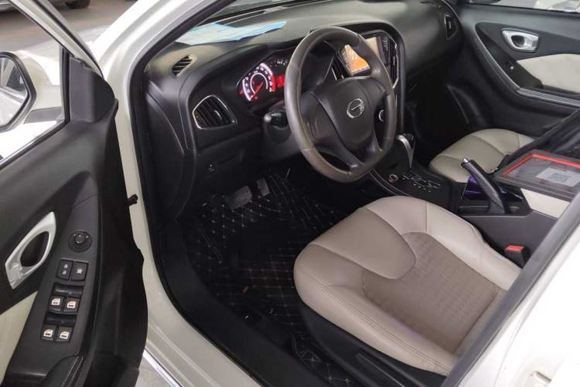 Used GAC Trumpchi GA3S Vision 2014 1.6L Automatic Elite ESP Version Driver Seat