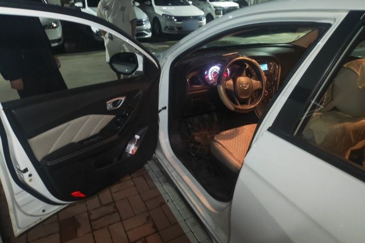 Used GAC Trumpchi GA3S Vision 2014 1.6L Manual Elite Edition Driver Seat
