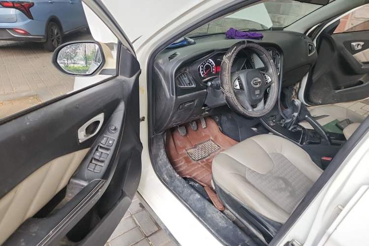Used GAC Trumpchi GA3S Vision 2014 1.6L Manual Luxury Edition Driver Seat