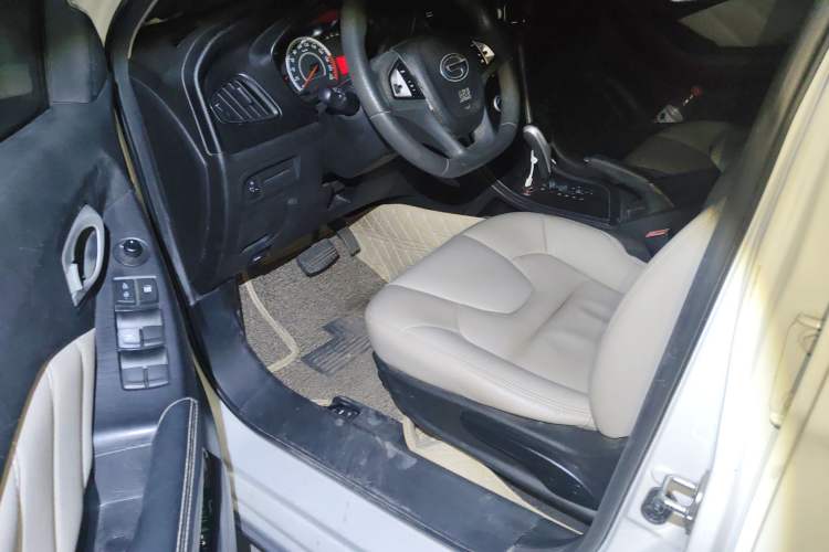 Used GAC Trumpchi GA3S Vision 2014 1.6L Automatic Luxury ESP Version Driver Seat