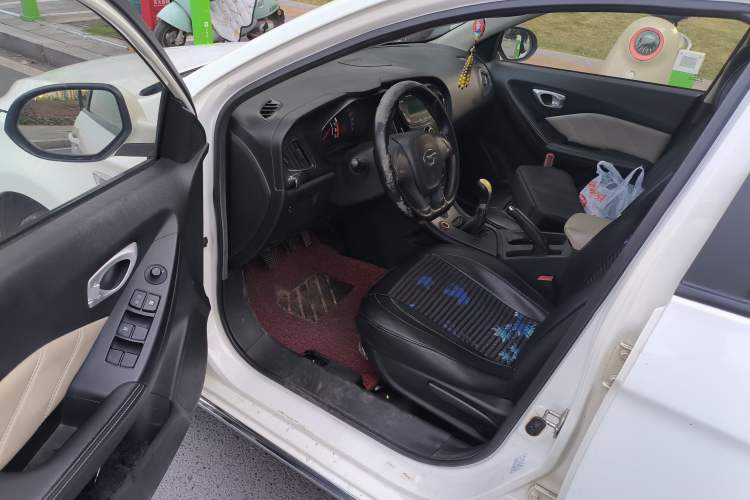 Used GAC Trumpchi GA3S Vision 2014 1.6L Manual Elite Edition Driver Seat