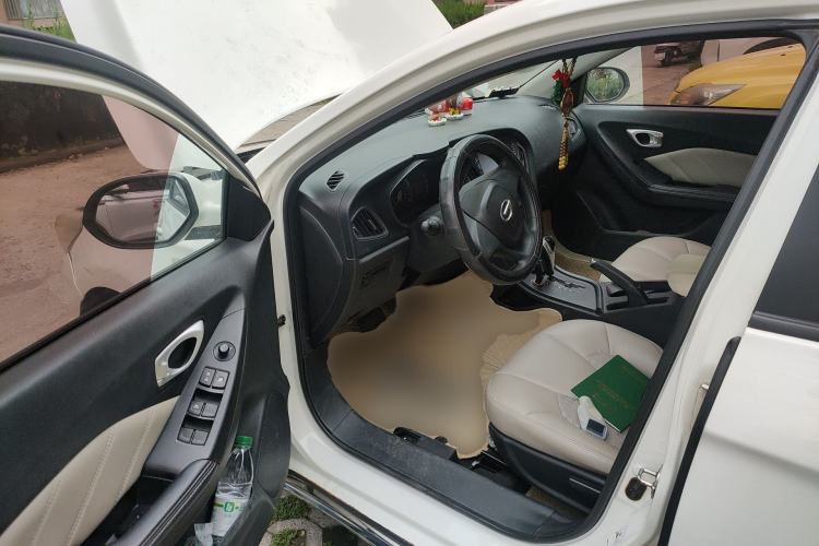 Used GAC Trumpchi GA3S Vision 2014 1.6L Automatic Elite ESP Version Driver Seat