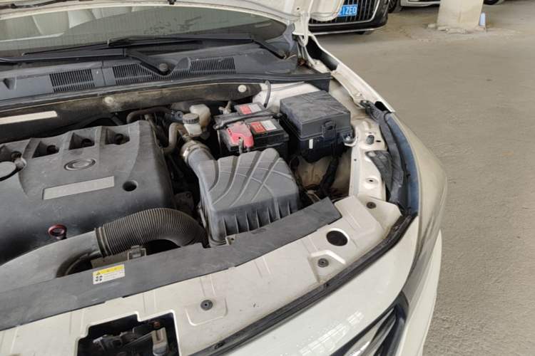 Used GAC Trumpchi GA3S Vision 2014 1.6L Automatic Luxury ESP Version Engine Bay Left