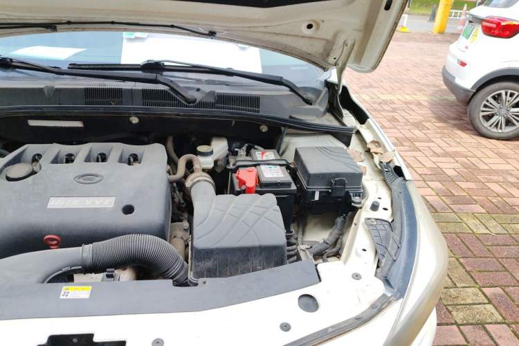 Used GAC Trumpchi GA3S Vision 2014 1.6L Automatic Luxury ESP Version Engine Bay Left