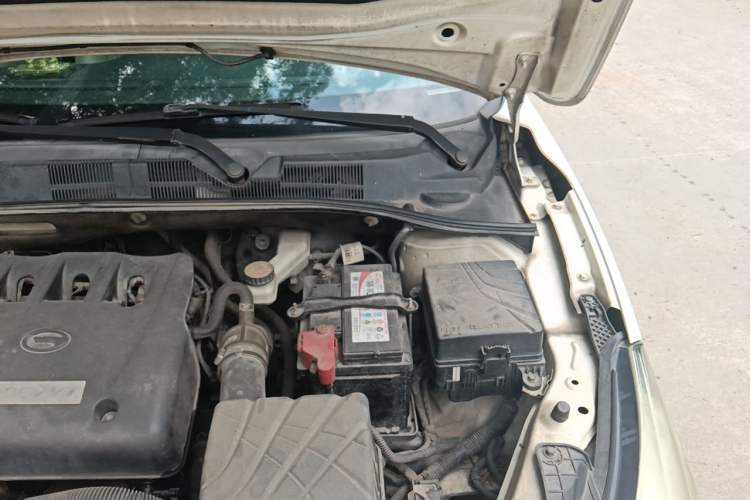 Used GAC Trumpchi GA3S Vision 2014 1.6L Manual Elite Edition Engine Bay Left
