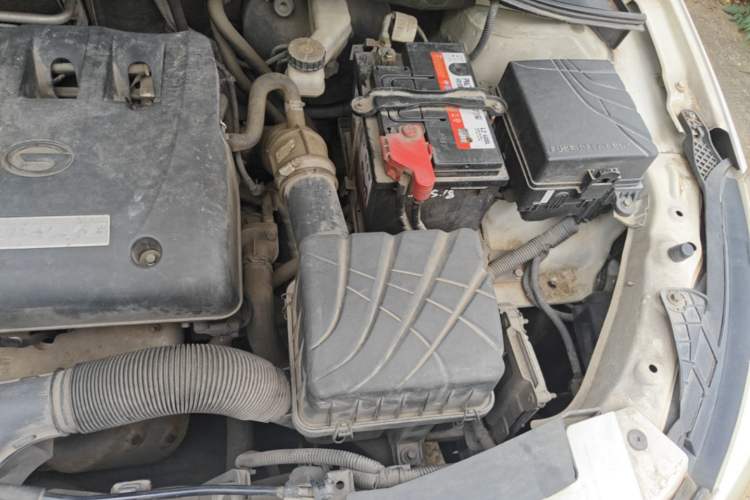 Used GAC Trumpchi GA3S Vision 2014 1.6L Automatic Luxury ESP Version Engine Bay Left