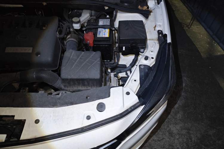Used GAC Trumpchi GA3S Vision 2014 1.6L Automatic Elite ESP Version Engine Bay Left