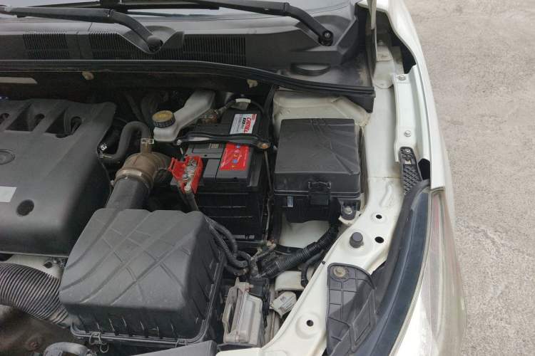 Used GAC Trumpchi GA3S Vision 2014 1.6L Manual Elite Edition Engine Bay Left