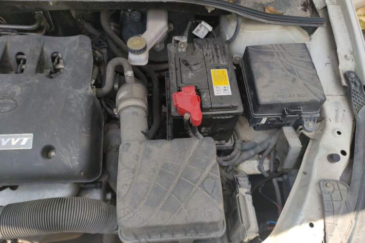Used GAC Trumpchi GA3S Vision 2014 1.6L Automatic Luxury ESP Version Engine Bay Left