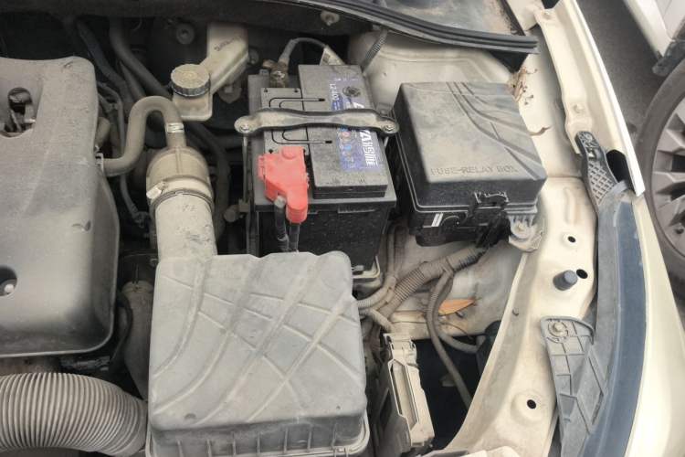 Used GAC Trumpchi GA3S Vision 2014 1.6L Automatic Luxury ESP Version Engine Bay Left