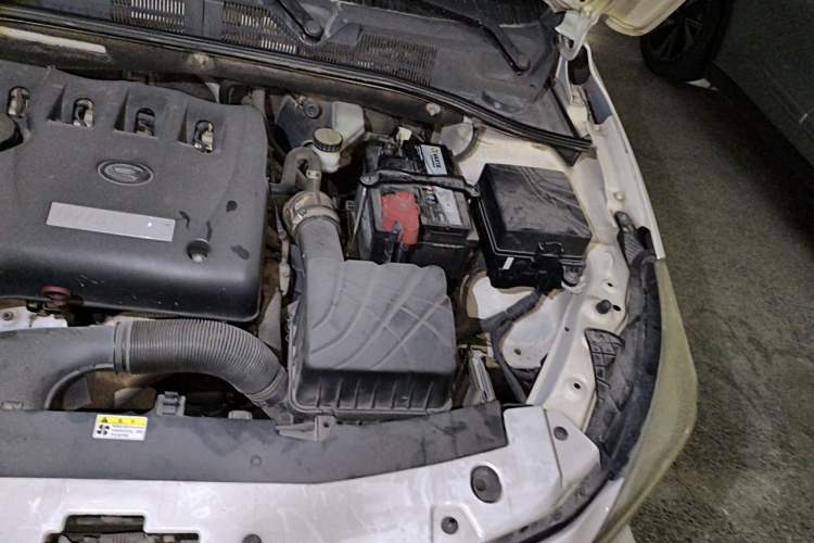Used GAC Trumpchi GA3S Vision 2014 1.6L Manual Elite Edition Engine Bay Left