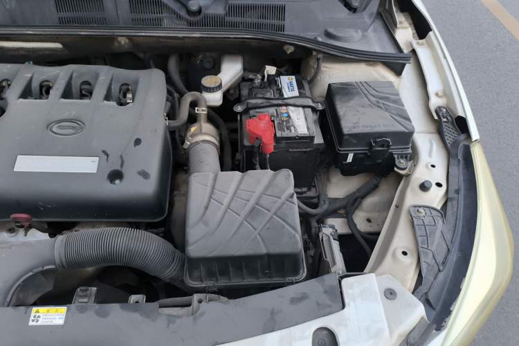 Used GAC Trumpchi GA3S Vision 2014 1.6L Manual Elite Edition Engine Bay Left