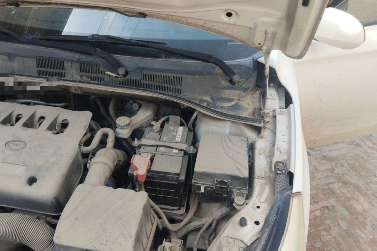 Used GAC Trumpchi GA3S Vision 2014 1.6L Automatic Luxury ESP Version Engine Bay Left