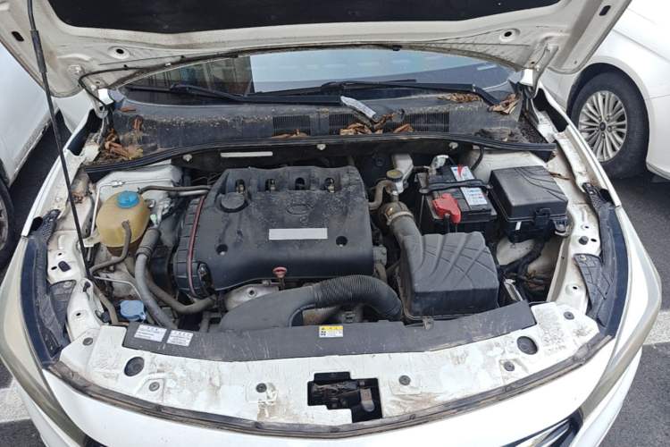 Used GAC Trumpchi GA3S Vision 2014 1.6L Manual Luxury ESP Version Engine Bay