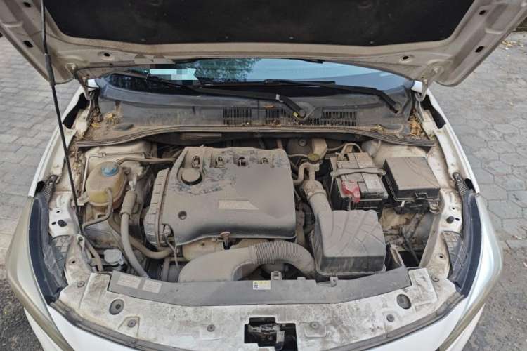 Used GAC Trumpchi GA3S Vision 2014 1.6L Manual Elite Edition Engine Bay