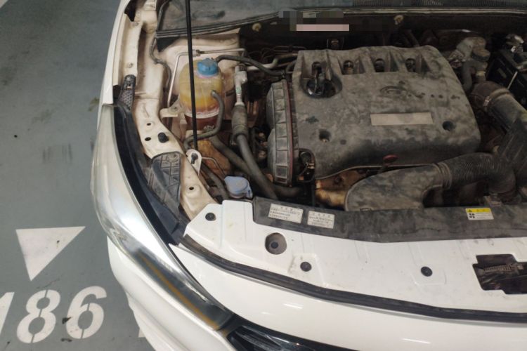 Used GAC Trumpchi GA3S Vision 2014 1.6L Automatic Luxury ESP Version Engine Bay Right