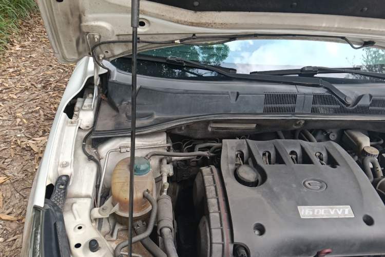 Used GAC Trumpchi GA3S Vision 2014 1.6L Manual Elite Edition Engine Bay Right