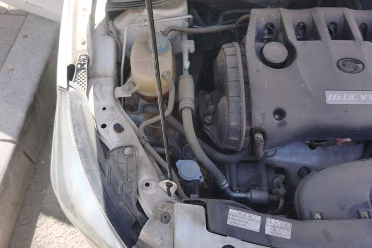 Used GAC Trumpchi GA3S Vision 2014 1.6L Manual Elite Edition Engine Bay Right