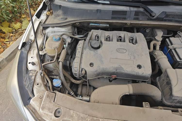 Used GAC Trumpchi GA3S Vision 2014 1.6L Manual Elite ESP Version Engine Bay Right
