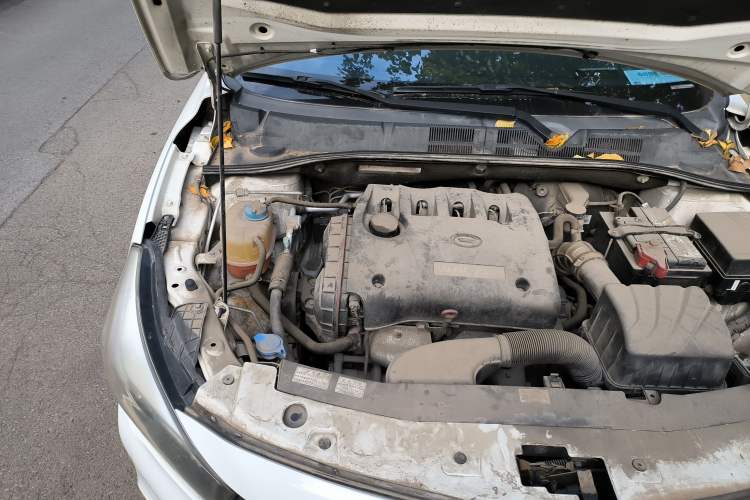 Used GAC Trumpchi GA3S Vision 2014 1.6L Manual Luxury Edition Engine Bay Right