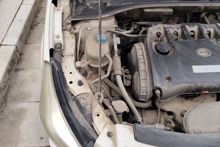 Used GAC Trumpchi GA3S Vision 2014 1.6L Automatic Luxury ESP Version Engine Bay Right
