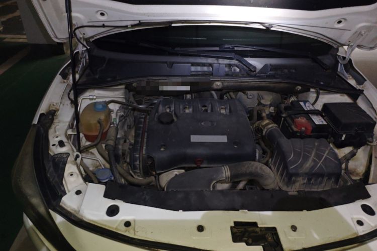 Used GAC Trumpchi GA3S Vision 2014 1.6L Automatic Elite ESP Version Engine Bay Right